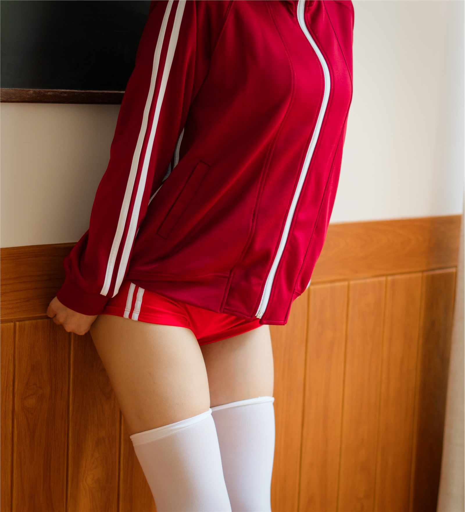 Chiyo Ogura w NO.005 Red gymnastics jacket(37)